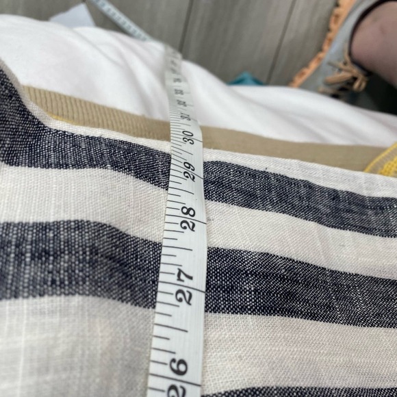 Soft Surroundings Gray Tunic Cold Shoulder Linen Blend Striped Top Size Medium - Picture 7 of 7